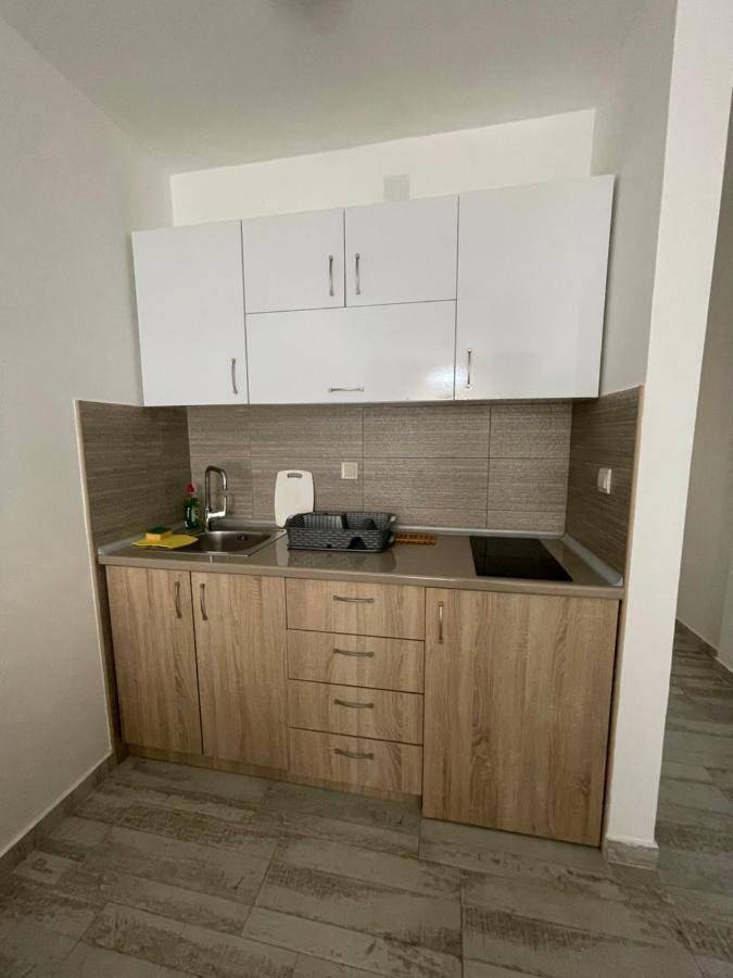 Luna Apartments Budva Eksteriør billede