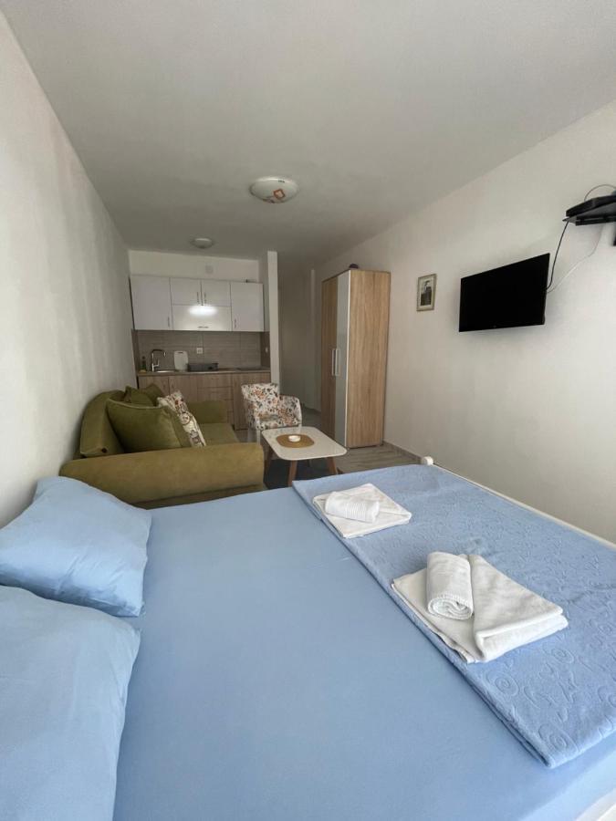 Luna Apartments Budva Eksteriør billede