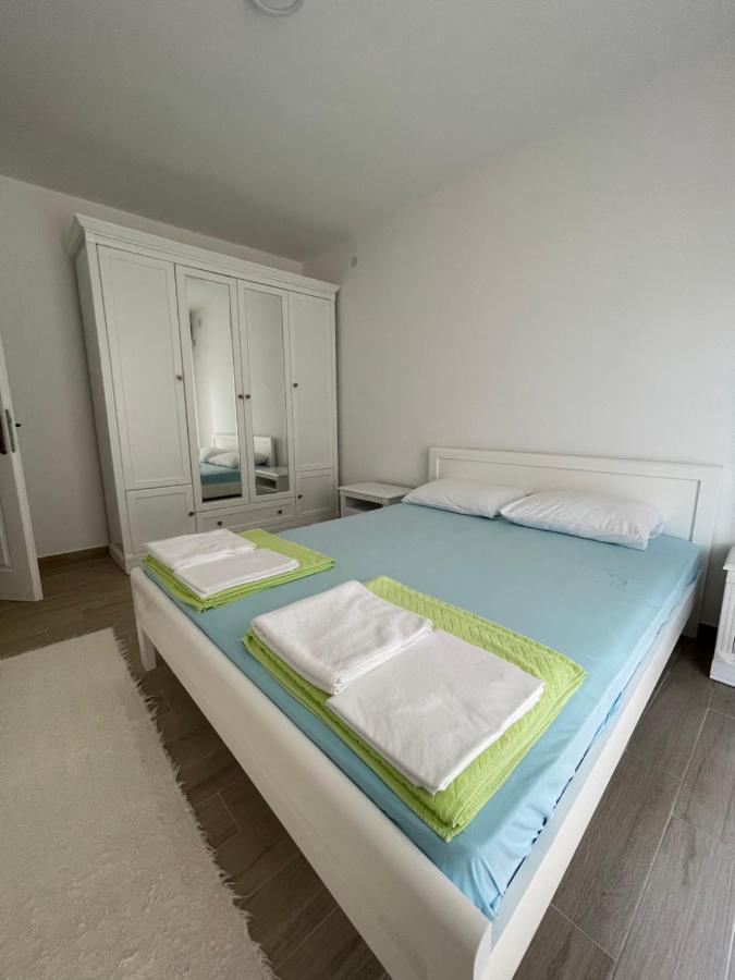 Luna Apartments Budva Eksteriør billede