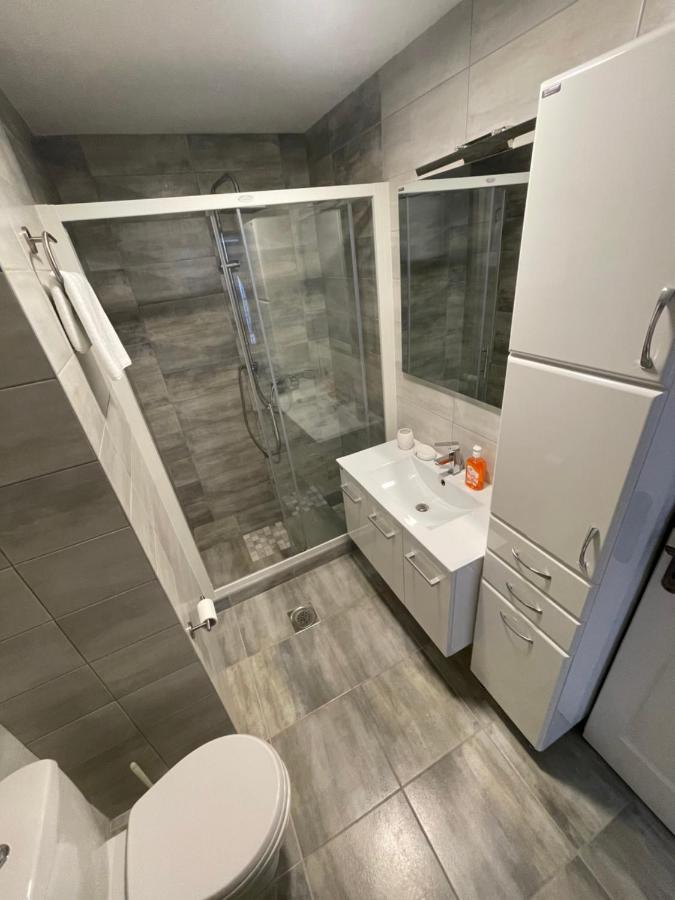 Luna Apartments Budva Eksteriør billede