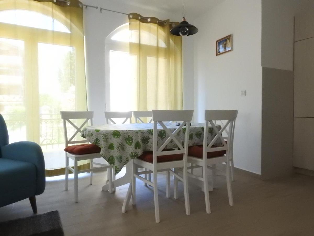 Luna Apartments Budva Eksteriør billede