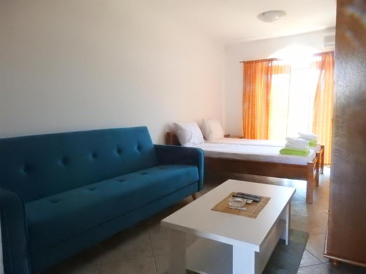 Luna Apartments Budva Værelse billede