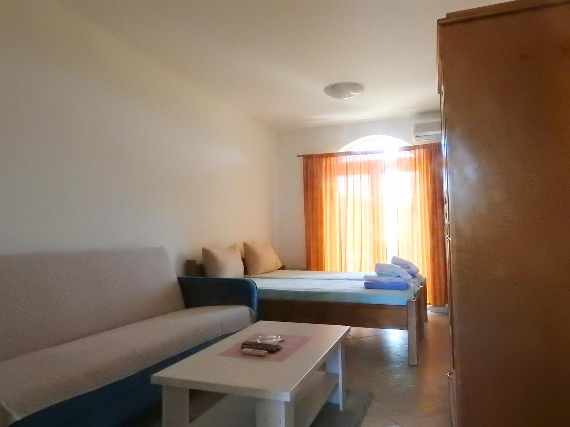 Luna Apartments Budva Værelse billede