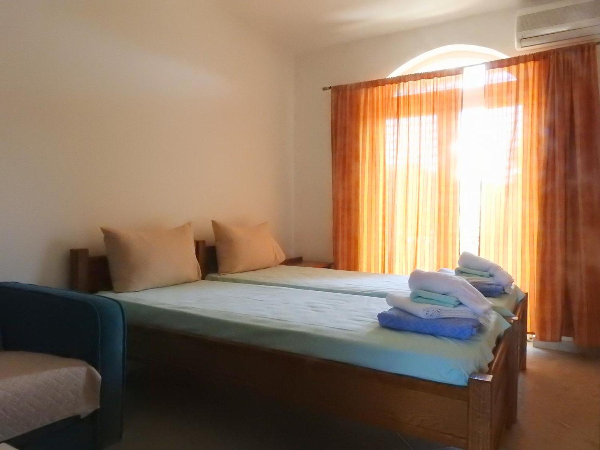 Luna Apartments Budva Værelse billede